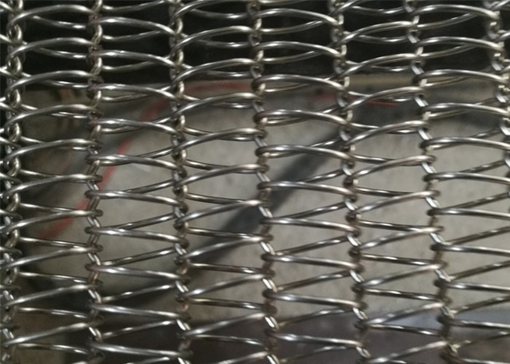 Trwały spiralny pas siatkowy o długości 0,3–3,6 m. Średnica drutu 0,8–4 mm