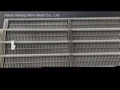 Przenośnik taśmowy z łącznikiem ocznym